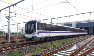 天津地铁新线开通，城市交通再升级，市民出行更便捷！